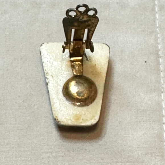 2/$20 Gold Tone Earrings Seahorse Starfish Kelp & Shells Clip On’s Vintage - Picture 5 of 11